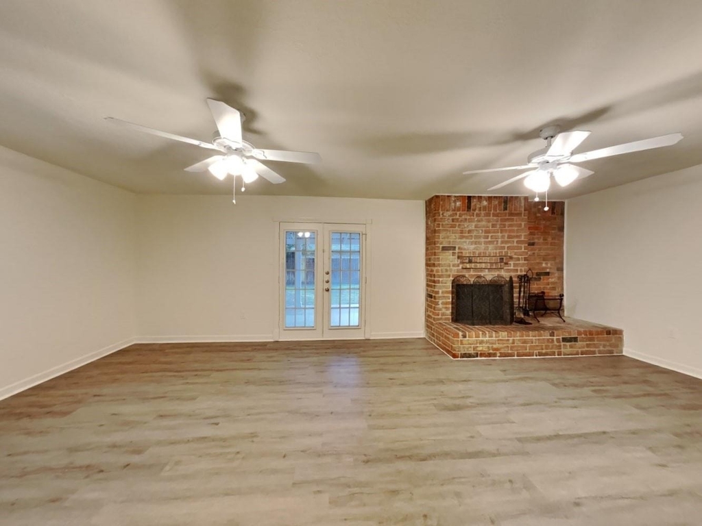10527 Mills Walk Drive - Photo 2