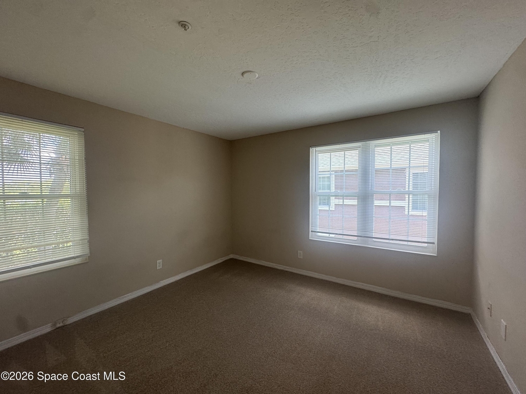 7667 N Wickham Road - Photo 10