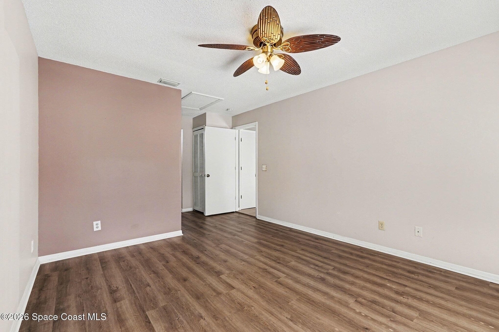 2653 Elliot Way - Photo 14