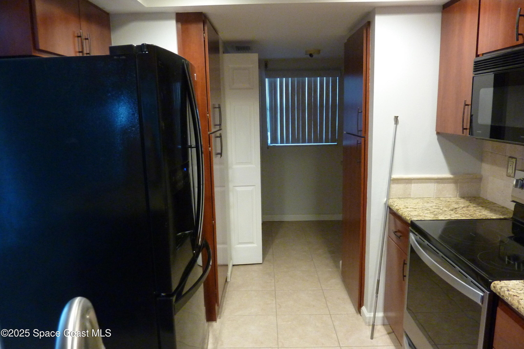 3165 N Atlantic Avenue - Photo 7