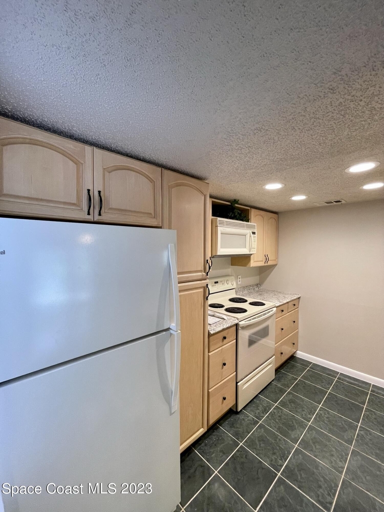 1664 Sunny Brook Lane Ne - Photo 3