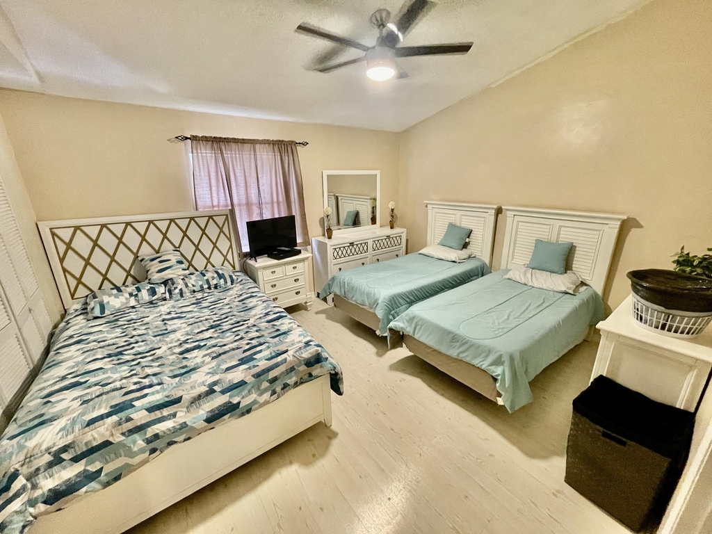 239 Seaport Boulevard - Photo 9