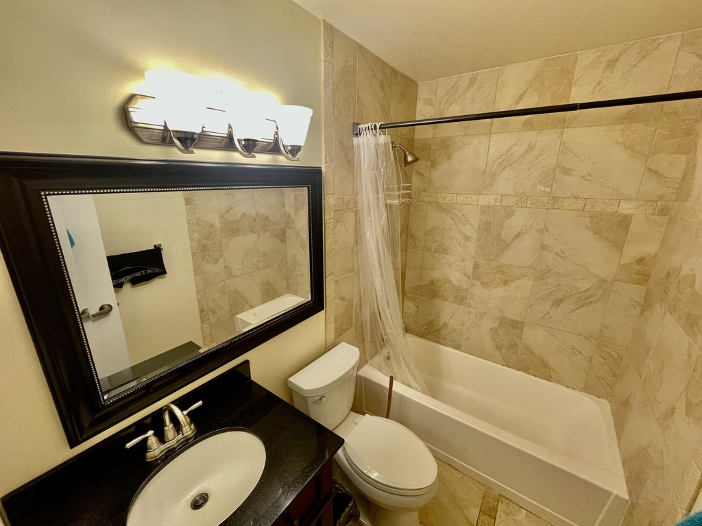 239 Seaport Boulevard - Photo 12