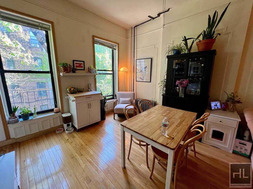 6 Brevoort Place - Photo 3