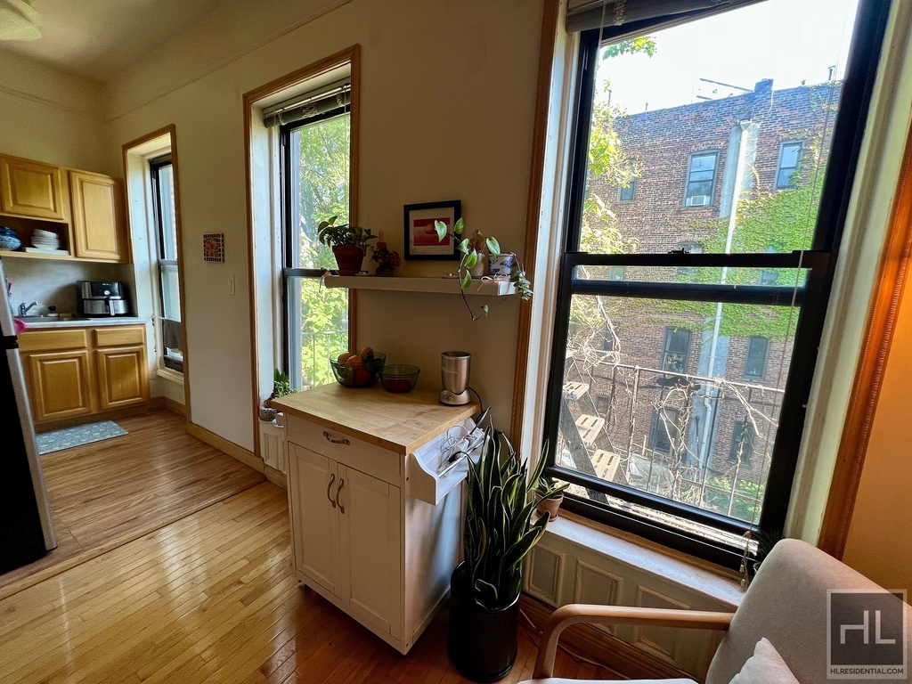6 Brevoort Place - Photo 1