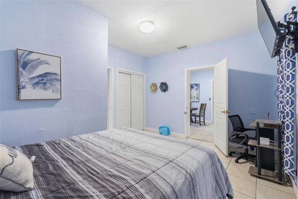 10107 N Aster Avenue - Photo 4