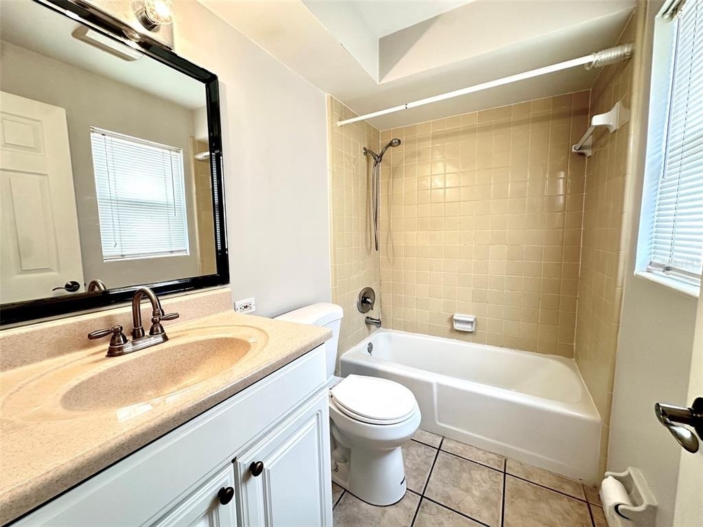 1458 Cleveland Street - Photo 7