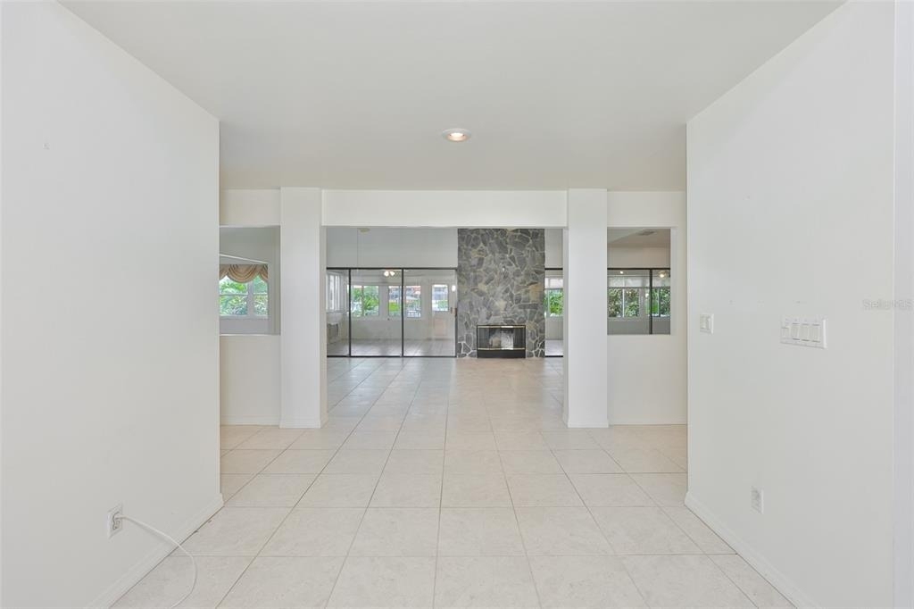 929 Symphony Isles Boulevard - Photo 8