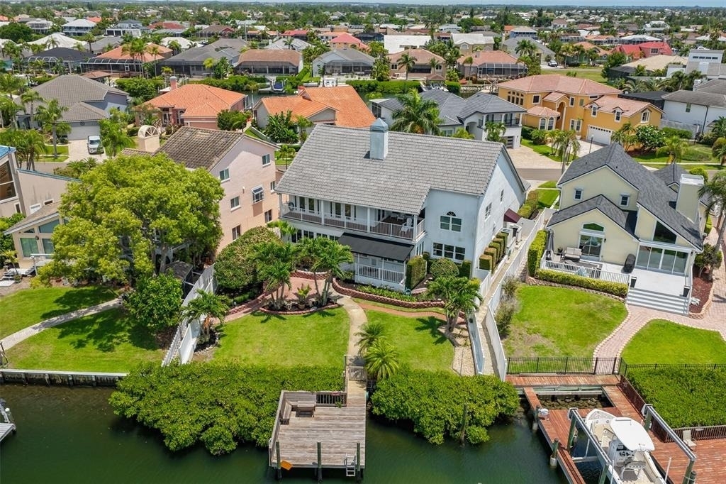 929 Symphony Isles Boulevard - Photo 3
