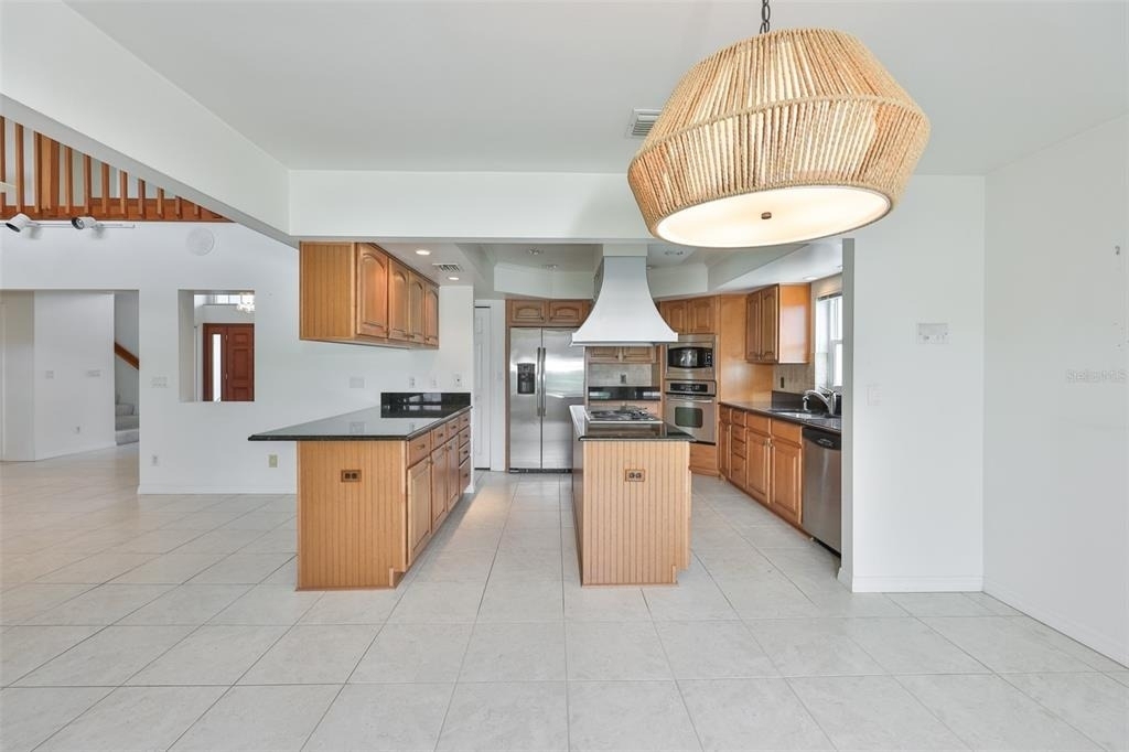 929 Symphony Isles Boulevard - Photo 19