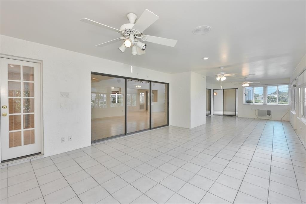929 Symphony Isles Boulevard - Photo 25
