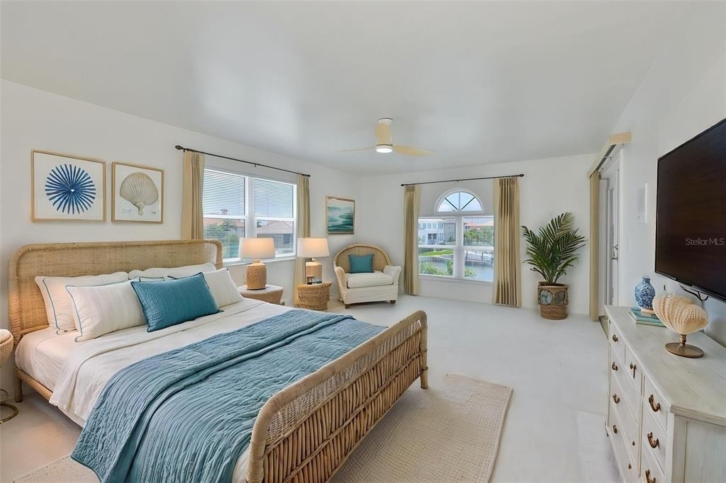 929 Symphony Isles Boulevard - Photo 33