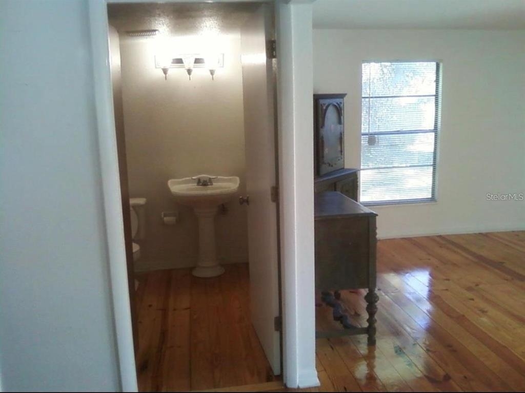 7205 S Manhattan Avenue - Photo 4