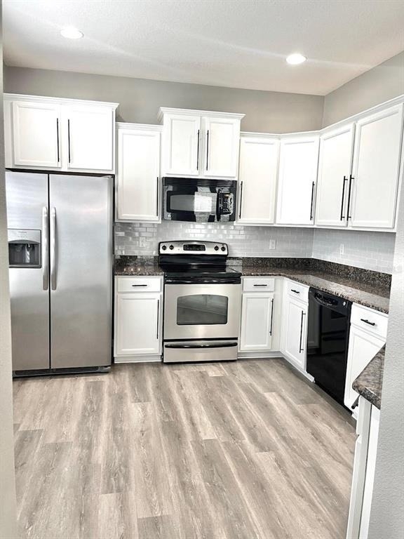 8427 Blue Rock Drive - Photo 10