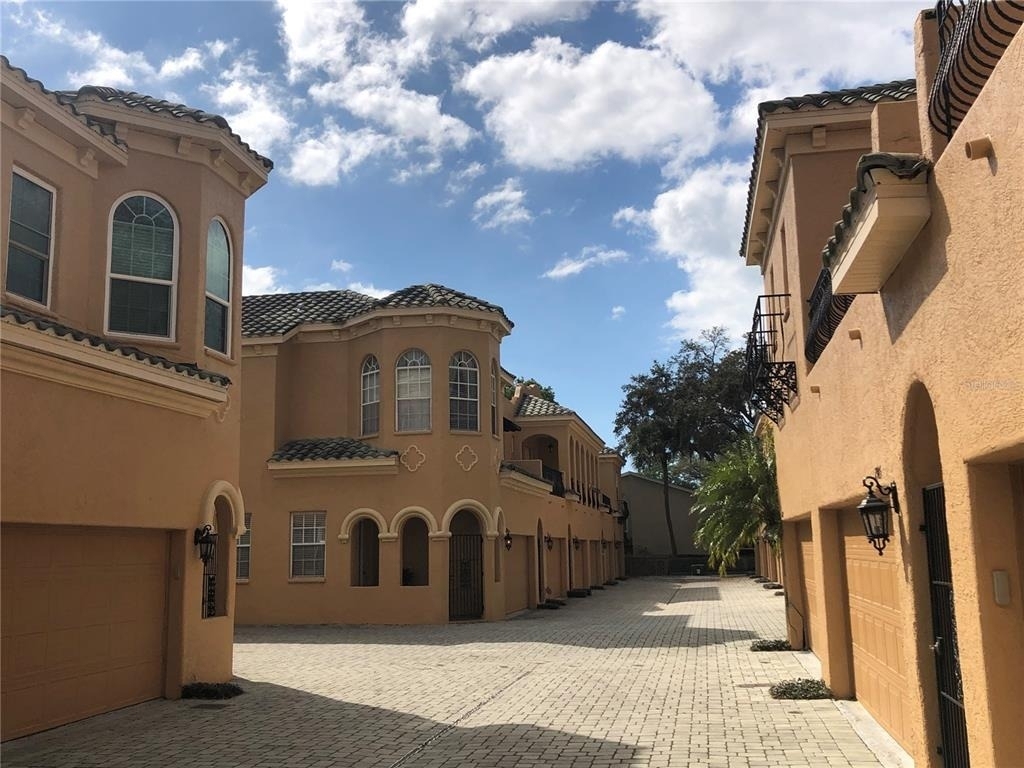 2902 Hansen Manor Lane - Photo 3