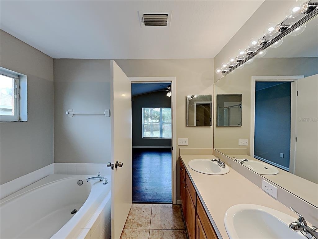 10328 Soaring Eagle Drive - Photo 10