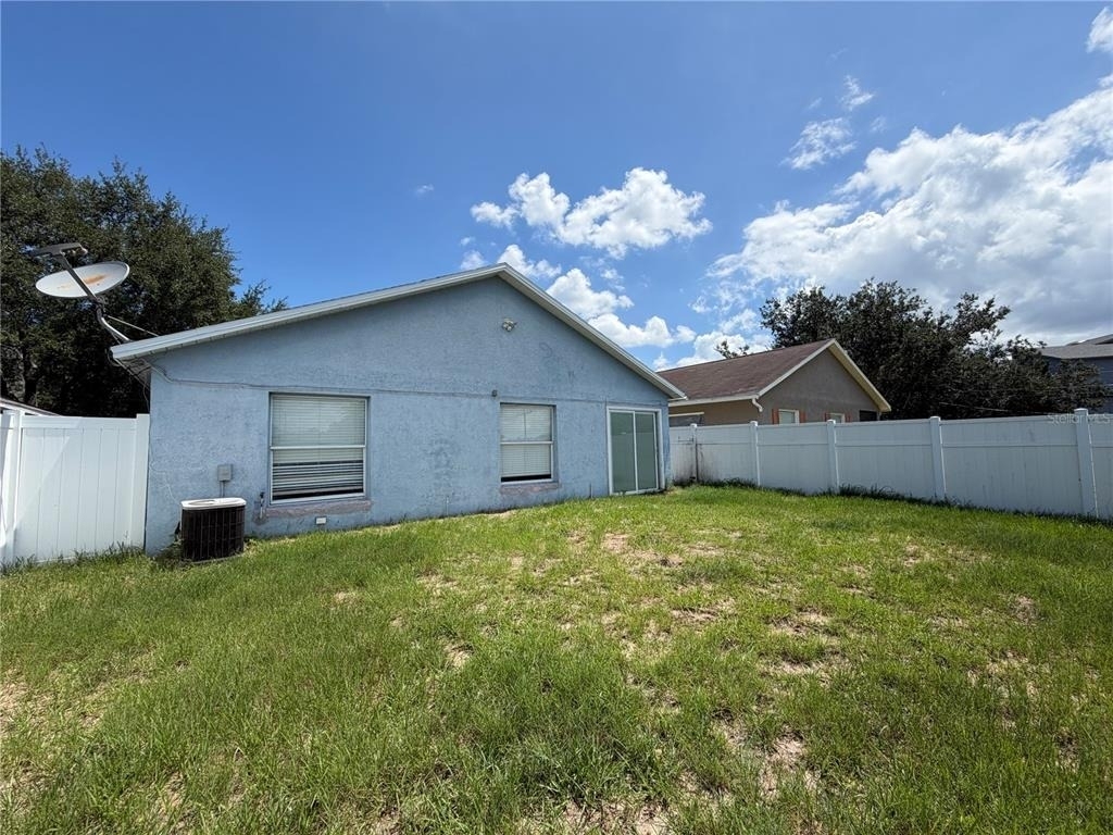 2427 Camden Oaks Place - Photo 17