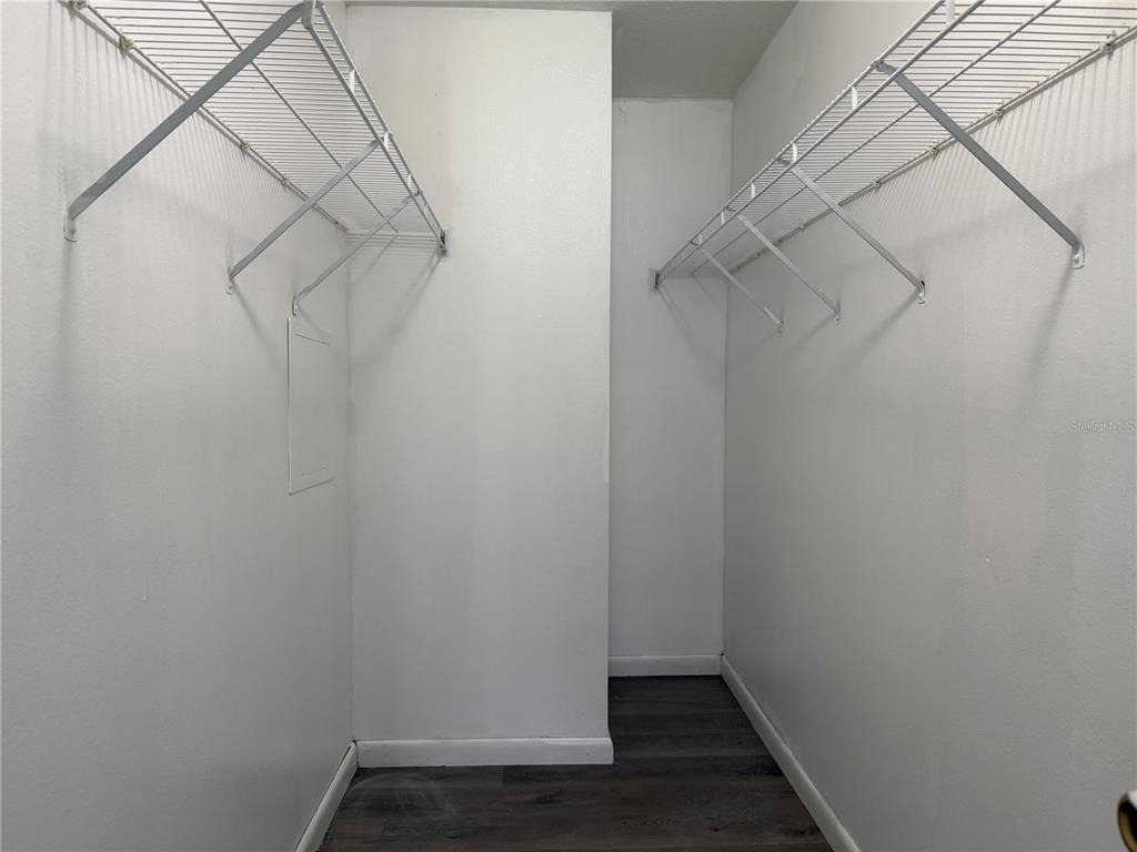 2427 Camden Oaks Place - Photo 15