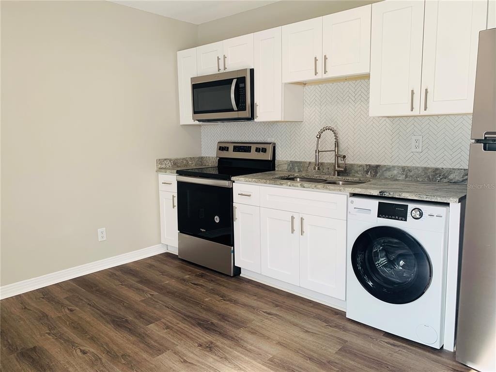 3805 W Leona Street - Photo 2