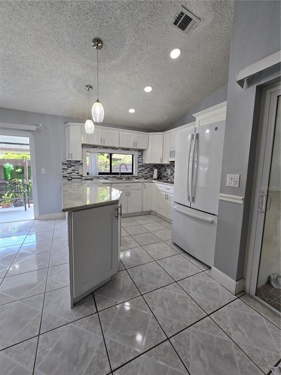 5401 Hopedale Drive - Photo 3