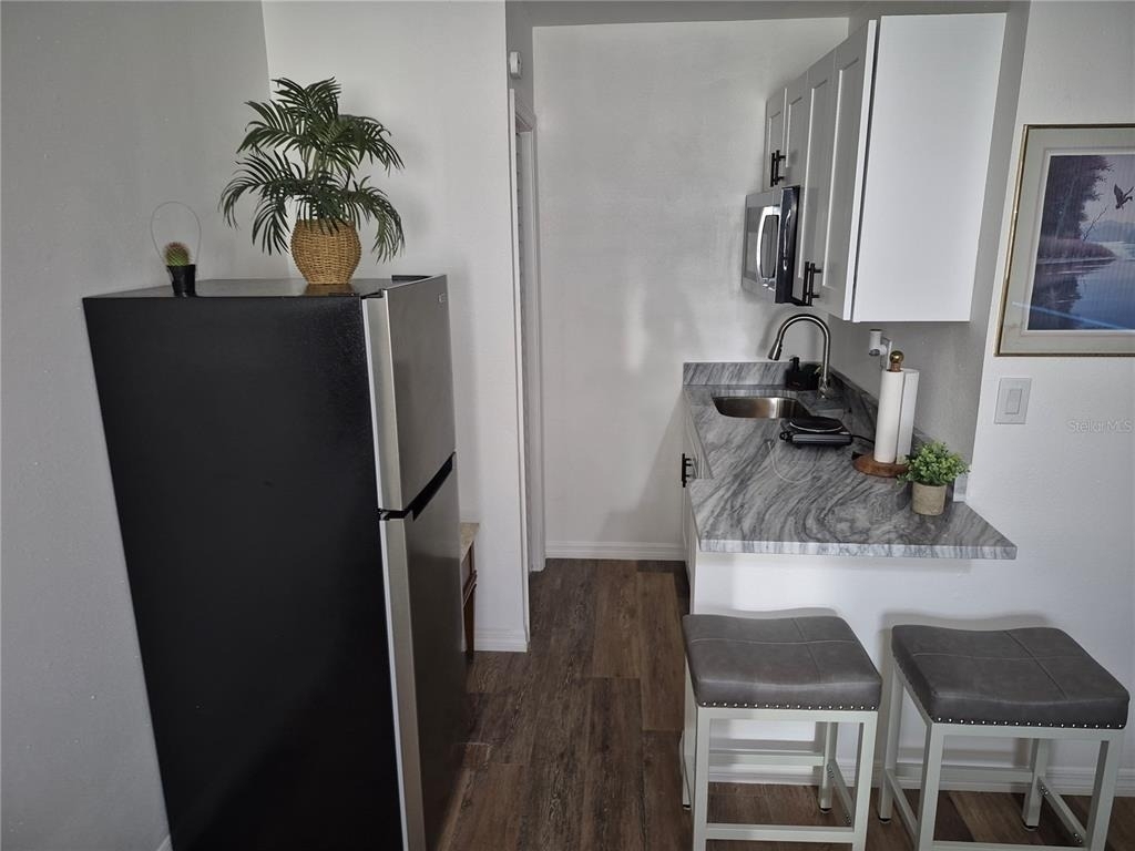 7709 W Hanna Avenue - Photo 3