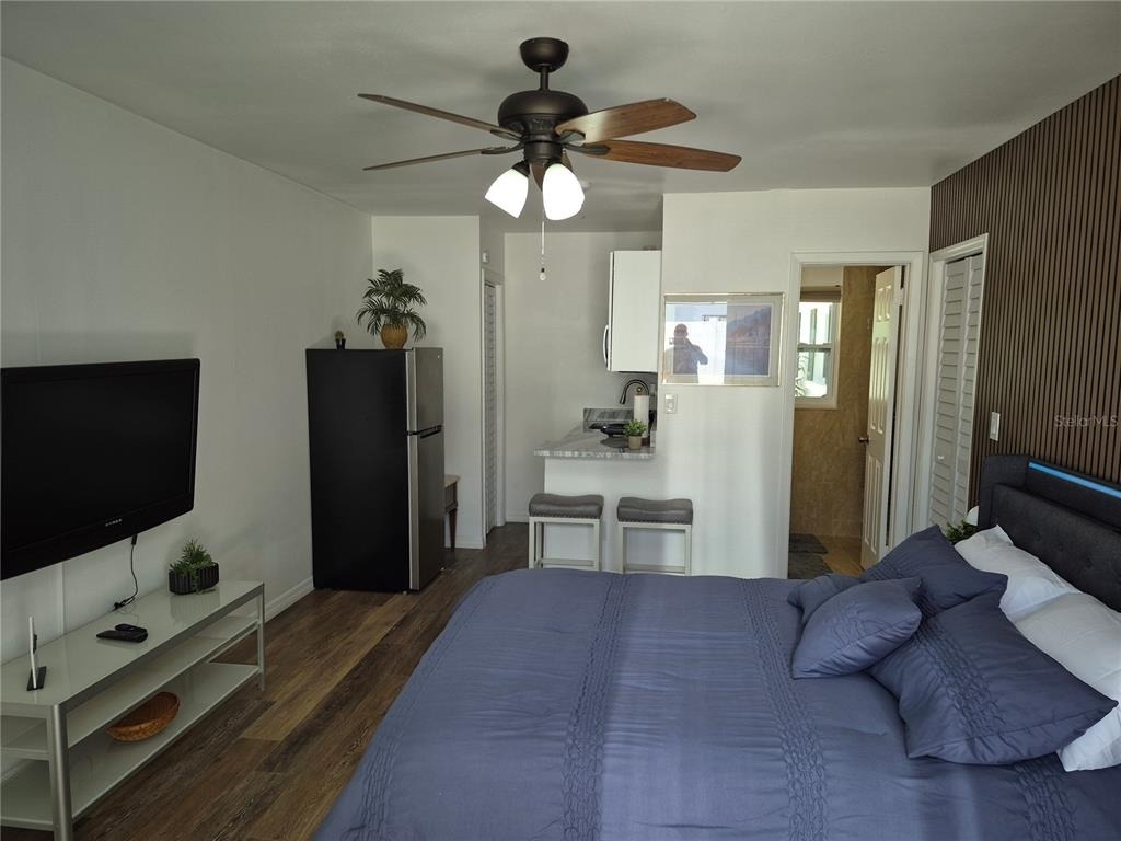 7709 W Hanna Avenue - Photo 1