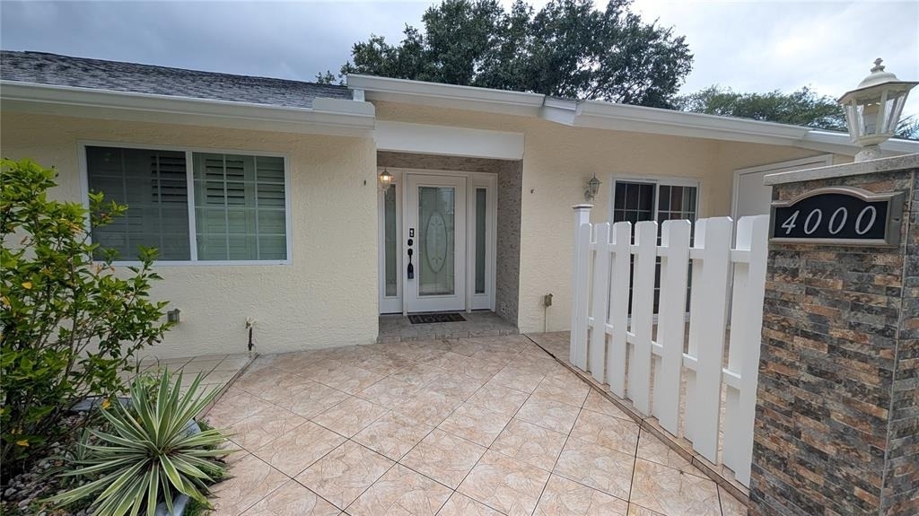 4000 Poinciana Court - Photo 1