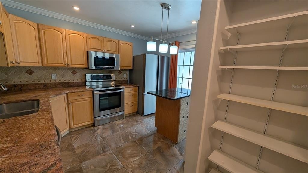 4000 Poinciana Court - Photo 9