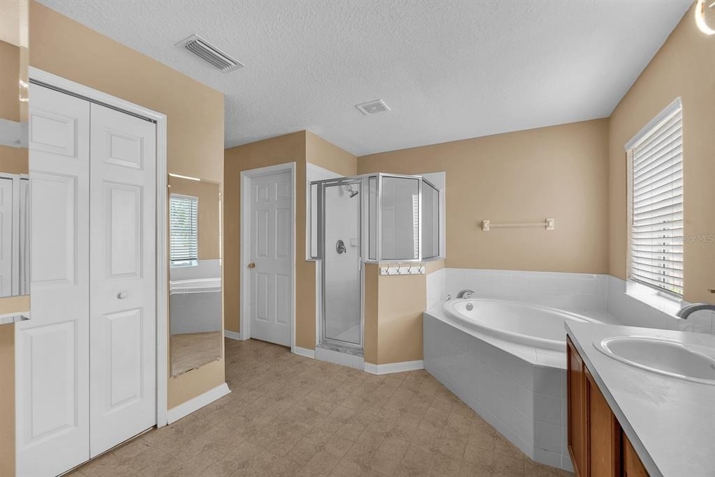 10904 Summerton Drive - Photo 23
