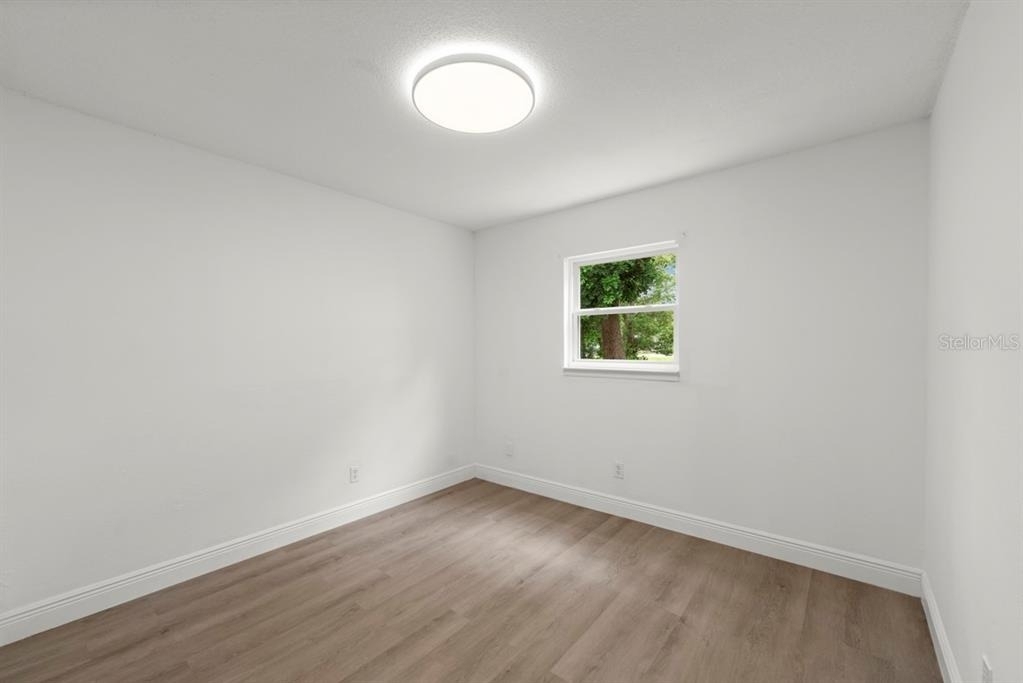 1087 Swan Street - Photo 25