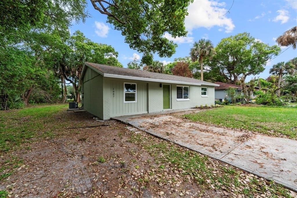 1087 Swan Street - Photo 1