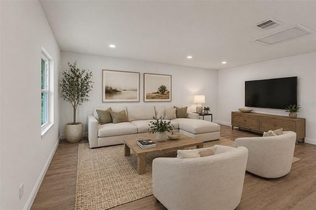 1087 Swan Street - Photo 4