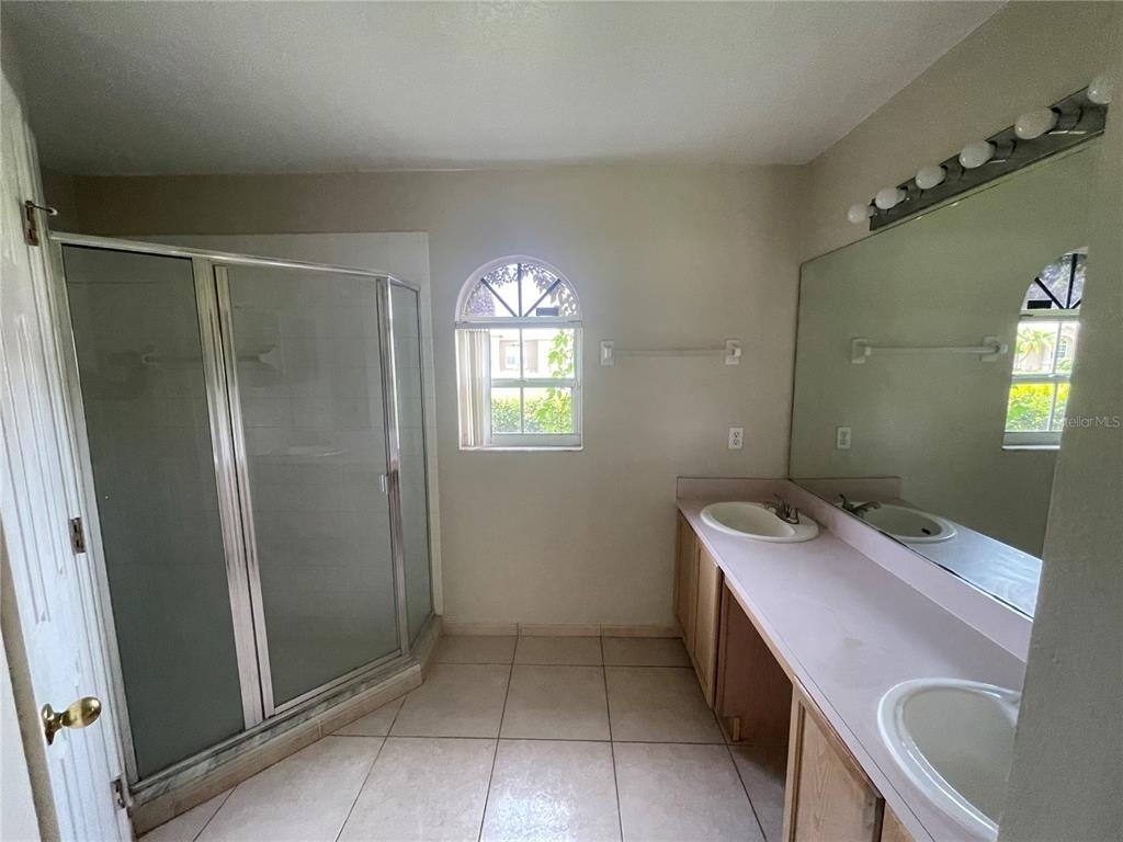 569 Pinehurst Cove - Photo 10