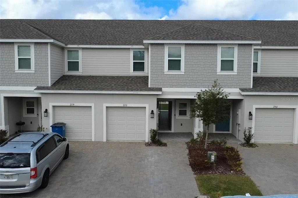 2978 Canary Avenue - Photo 0