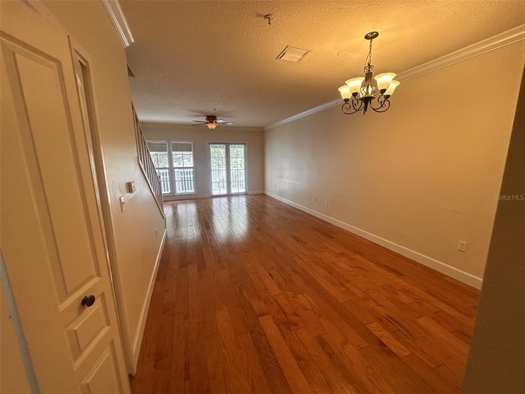 709 Bloom Street - Photo 9