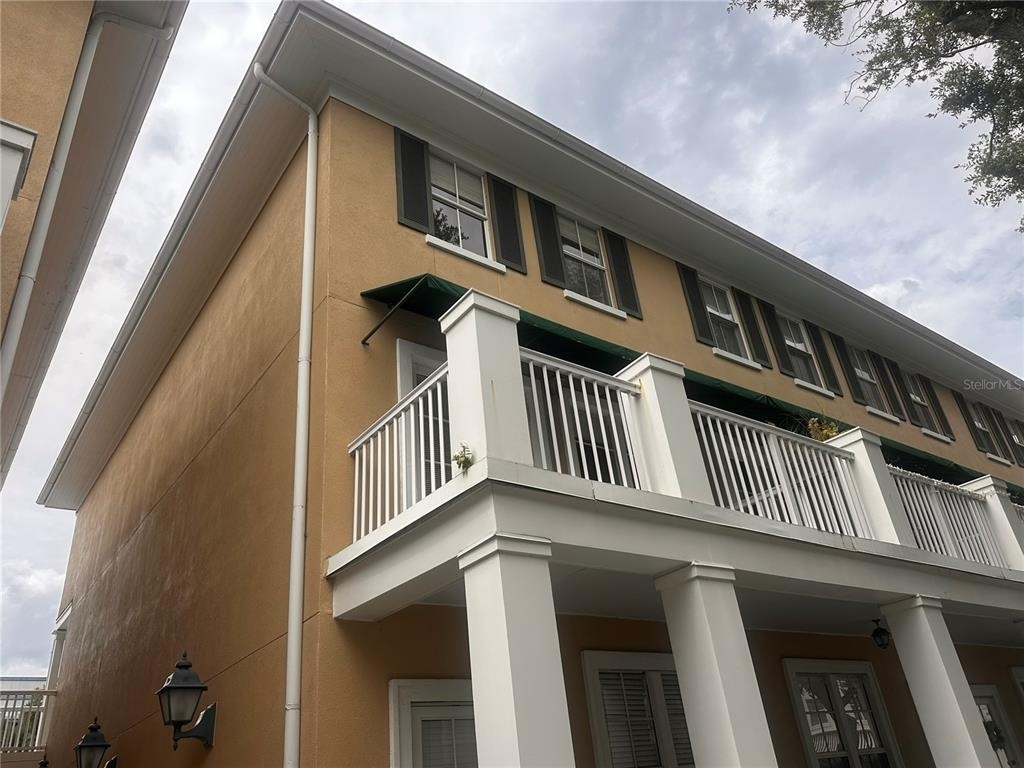 709 Bloom Street - Photo 2