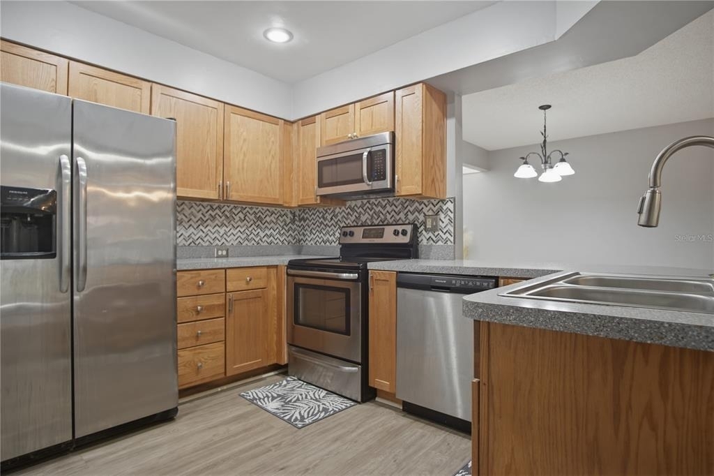157 Coventry Circle - Photo 12
