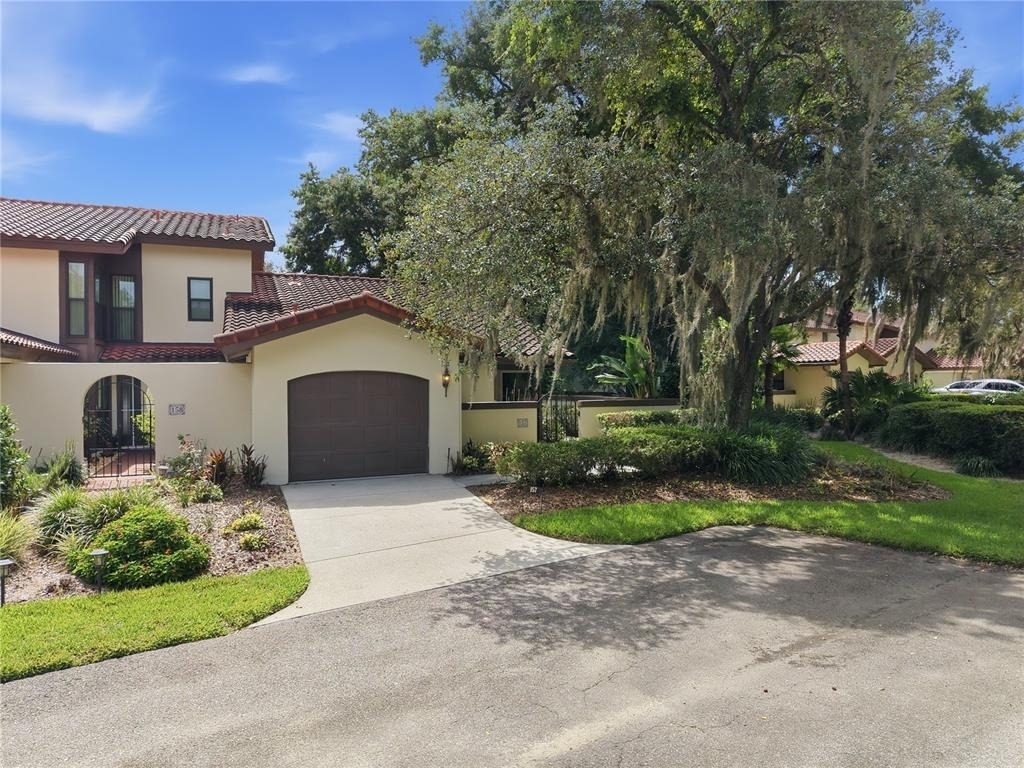 157 Coventry Circle - Photo 1