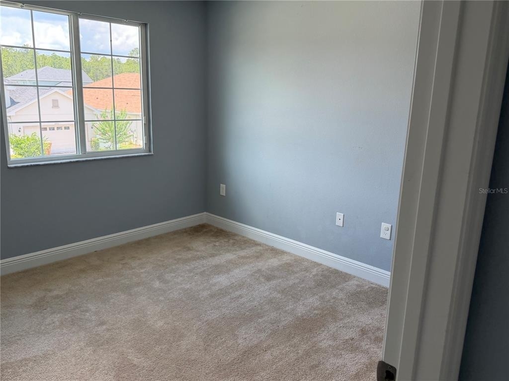 16924 Champlain Street - Photo 38