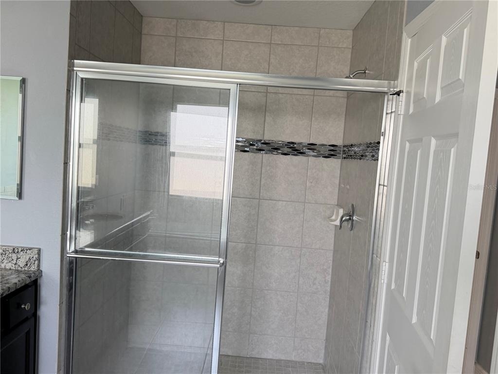 16924 Champlain Street - Photo 28