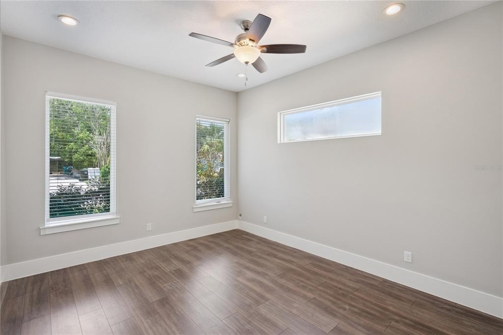 200 E Grant Street - Photo 14