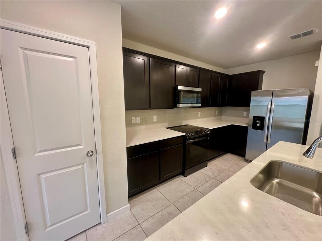 1261 Regal King Drive - Photo 4