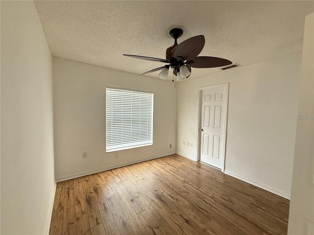3900 Oak Pointe Boulevard - Photo 9