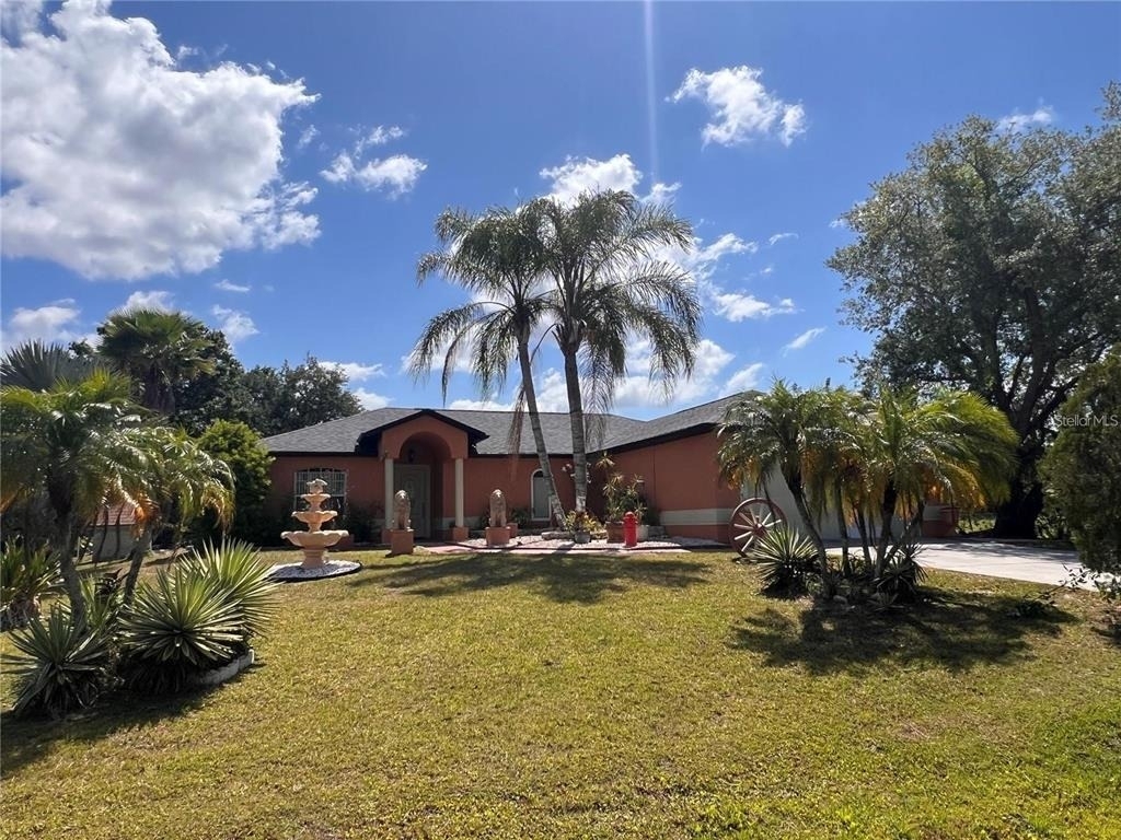 3900 Oak Pointe Boulevard - Photo 2