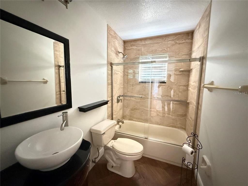 3900 Oak Pointe Boulevard - Photo 10