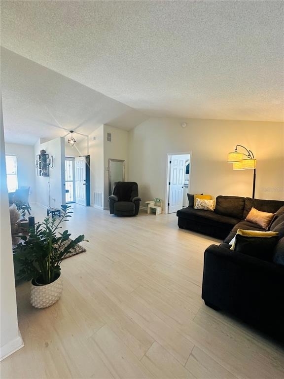 340 Edgewood Court - Photo 11