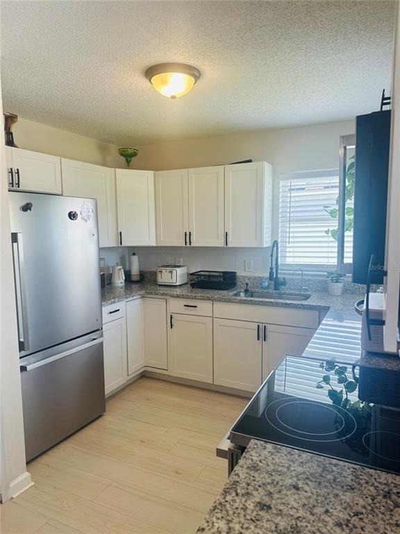 340 Edgewood Court - Photo 8