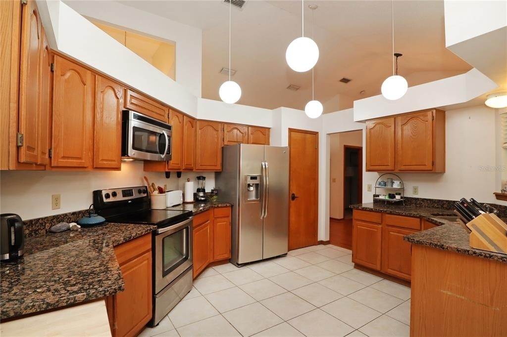 5722 Bay Side Drive - Photo 15
