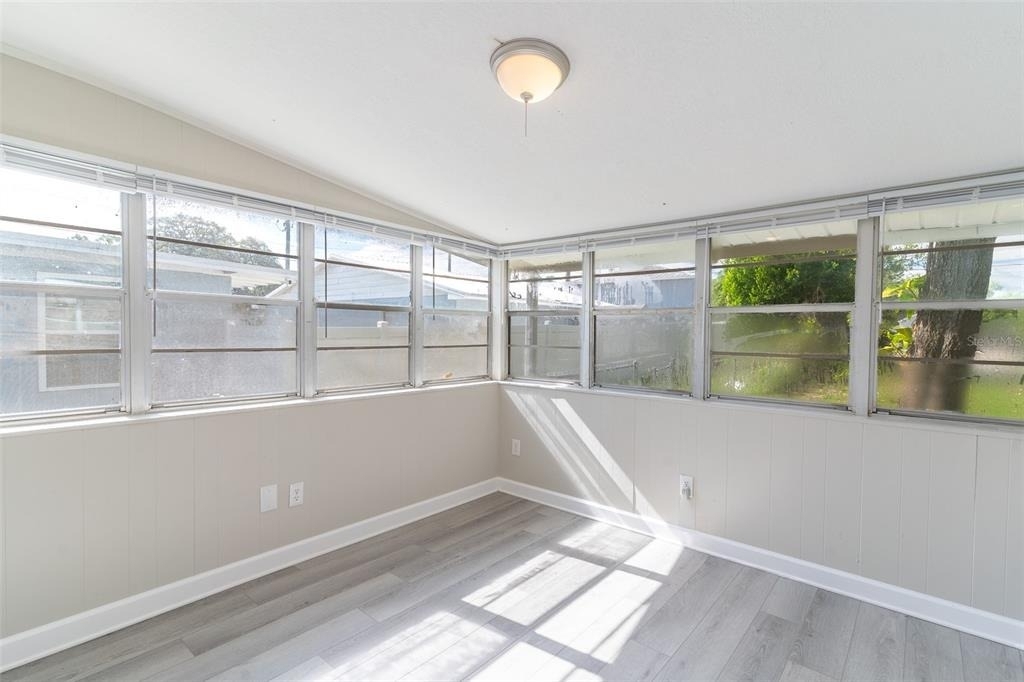106 Avenue D Sw - Photo 8