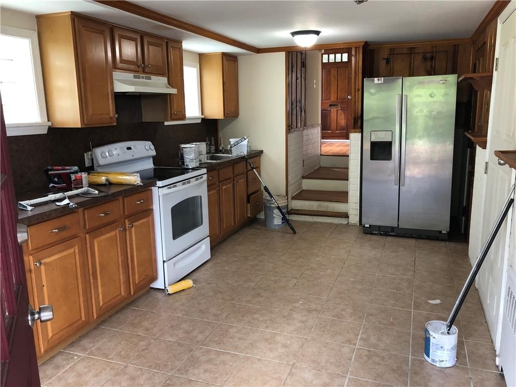 135 N Cedar Street - Photo 3
